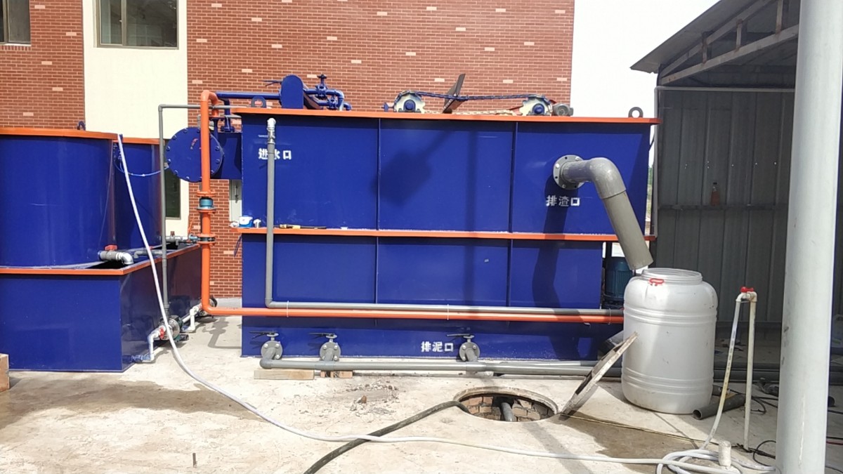 蓝色气浮机现场 (27).jpg